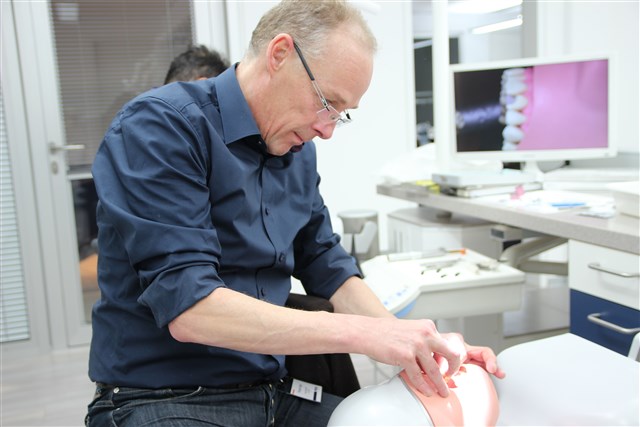 Zahnarzt Thomas Kober (Zahnarztpraxis Kober in Cuxhaven), Teilnehmer des Intensi